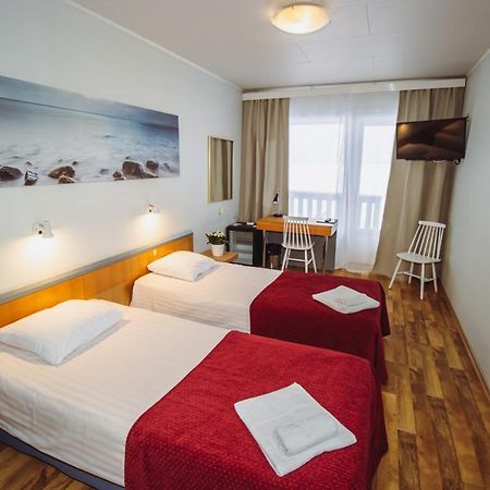 Hotel Promenaadi Haapsalu Exterior foto