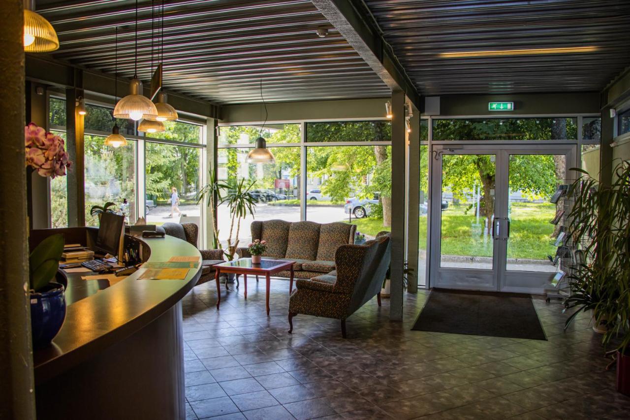 Hotel Promenaadi Haapsalu Exterior foto