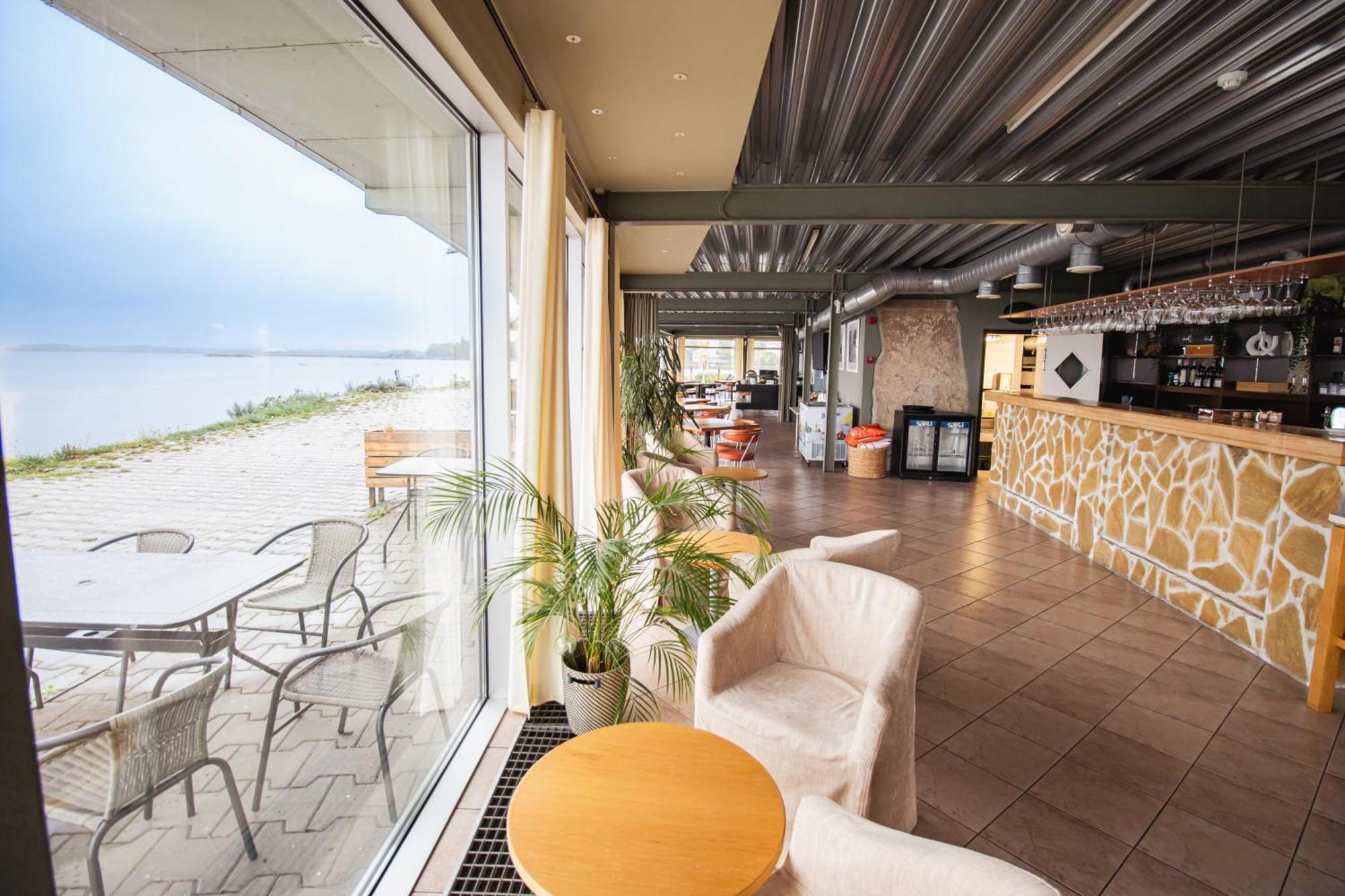 Hotel Promenaadi Haapsalu Exterior foto
